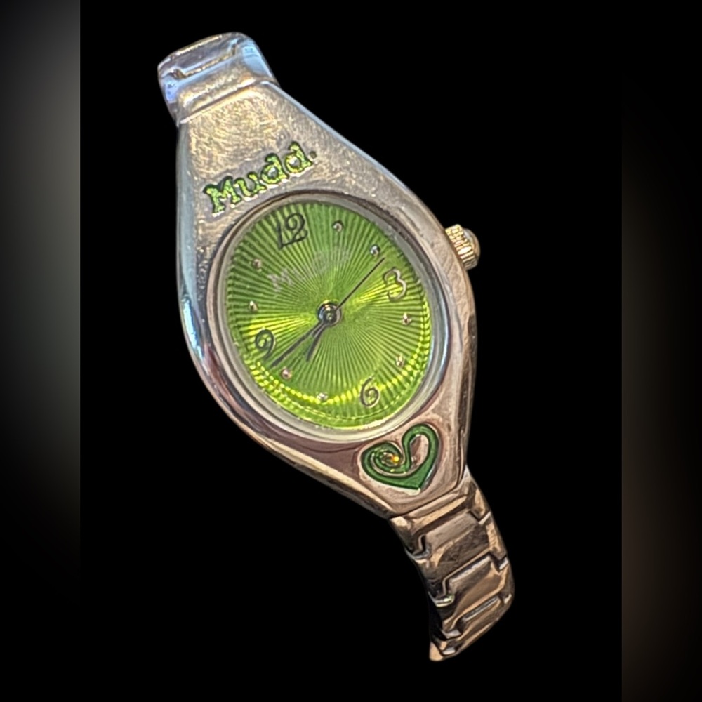 🛑LAST CHANCE🛑Mudd Green Dial Silver Smartwatch